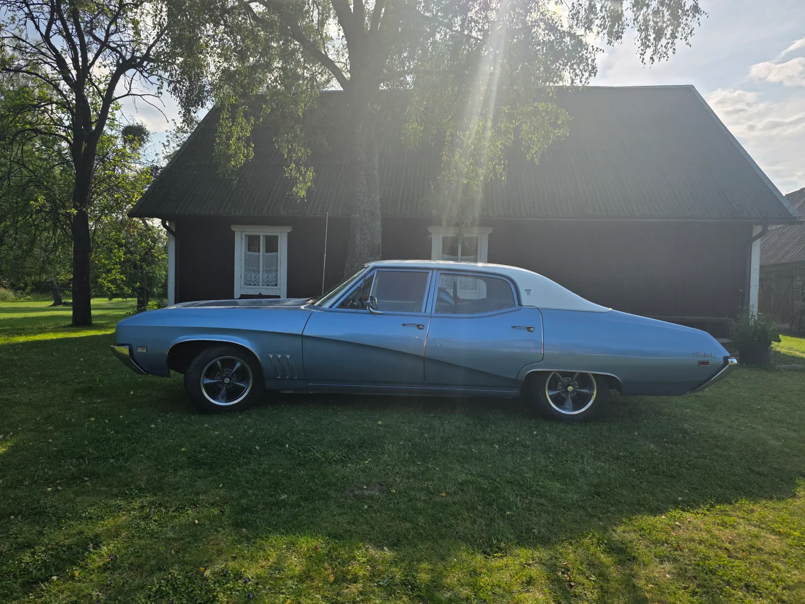 Buick Skylark 4 Door · 6