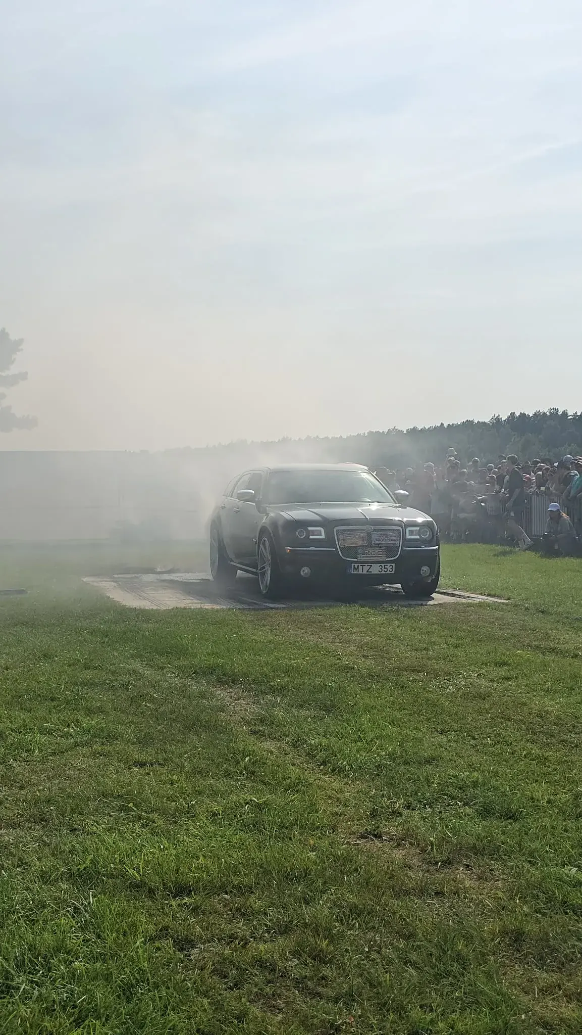 Chrysler 300C · 3