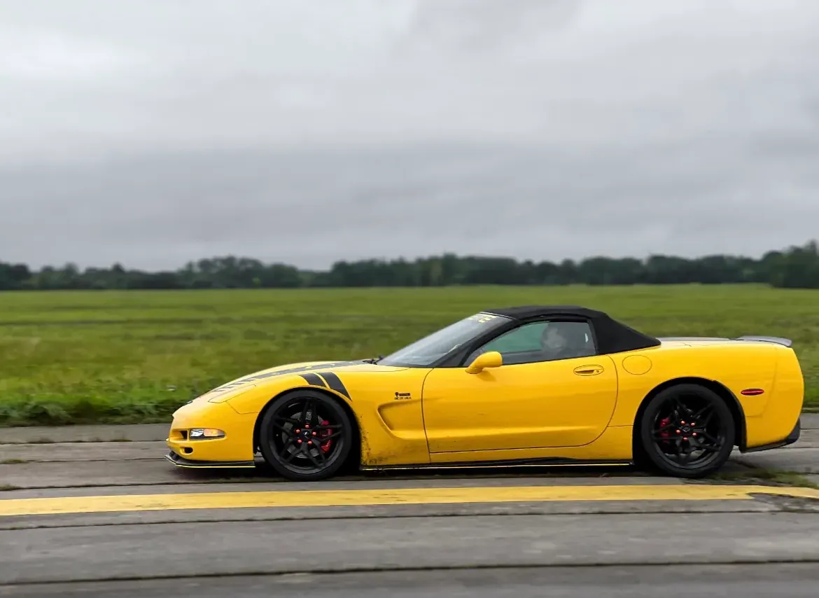Chevrolet Corvette · 5