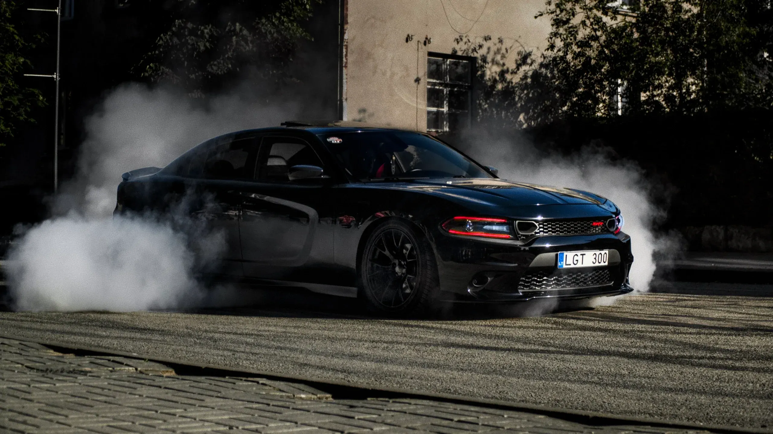 Dodge Charger · 5