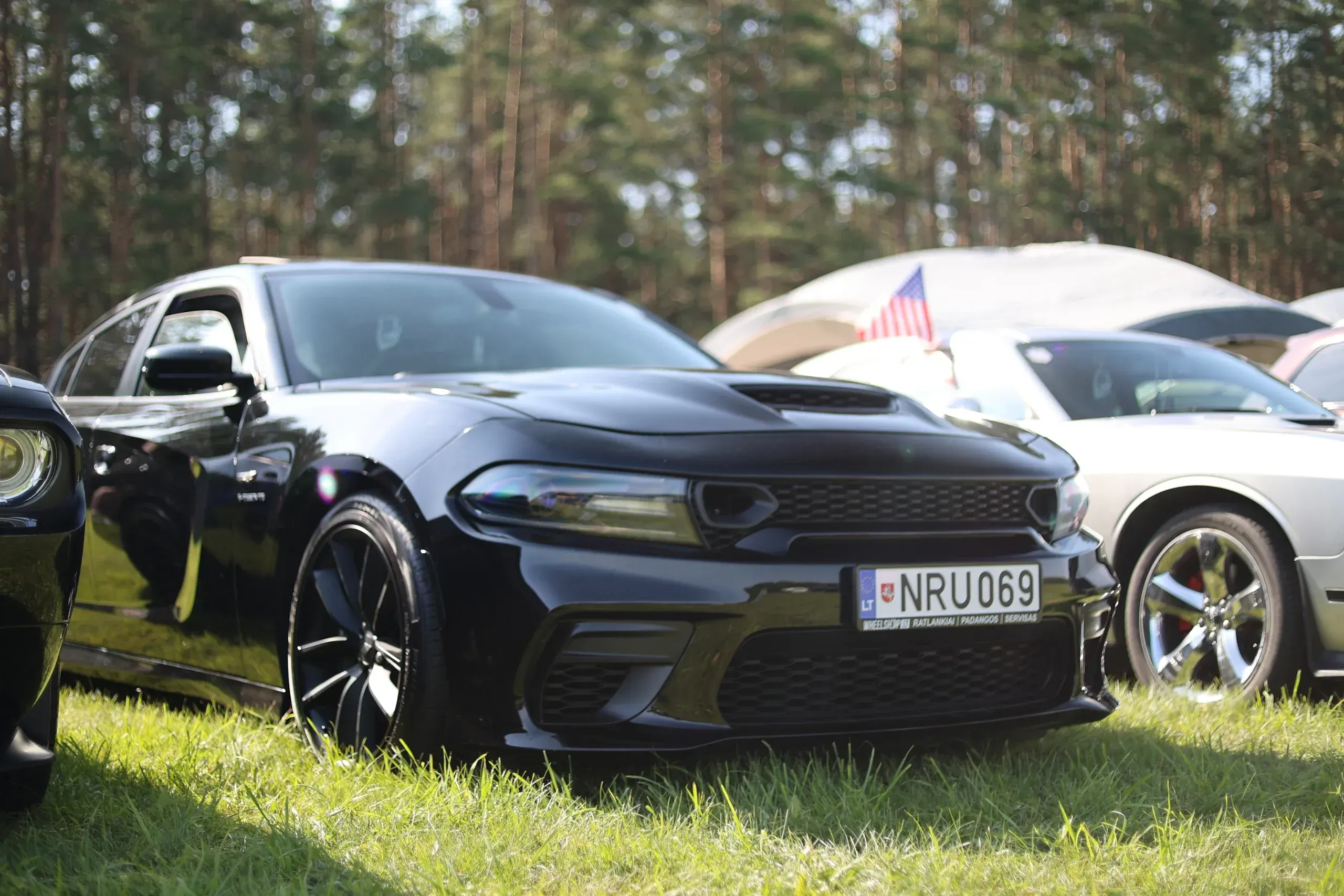Dodge Charger · 3