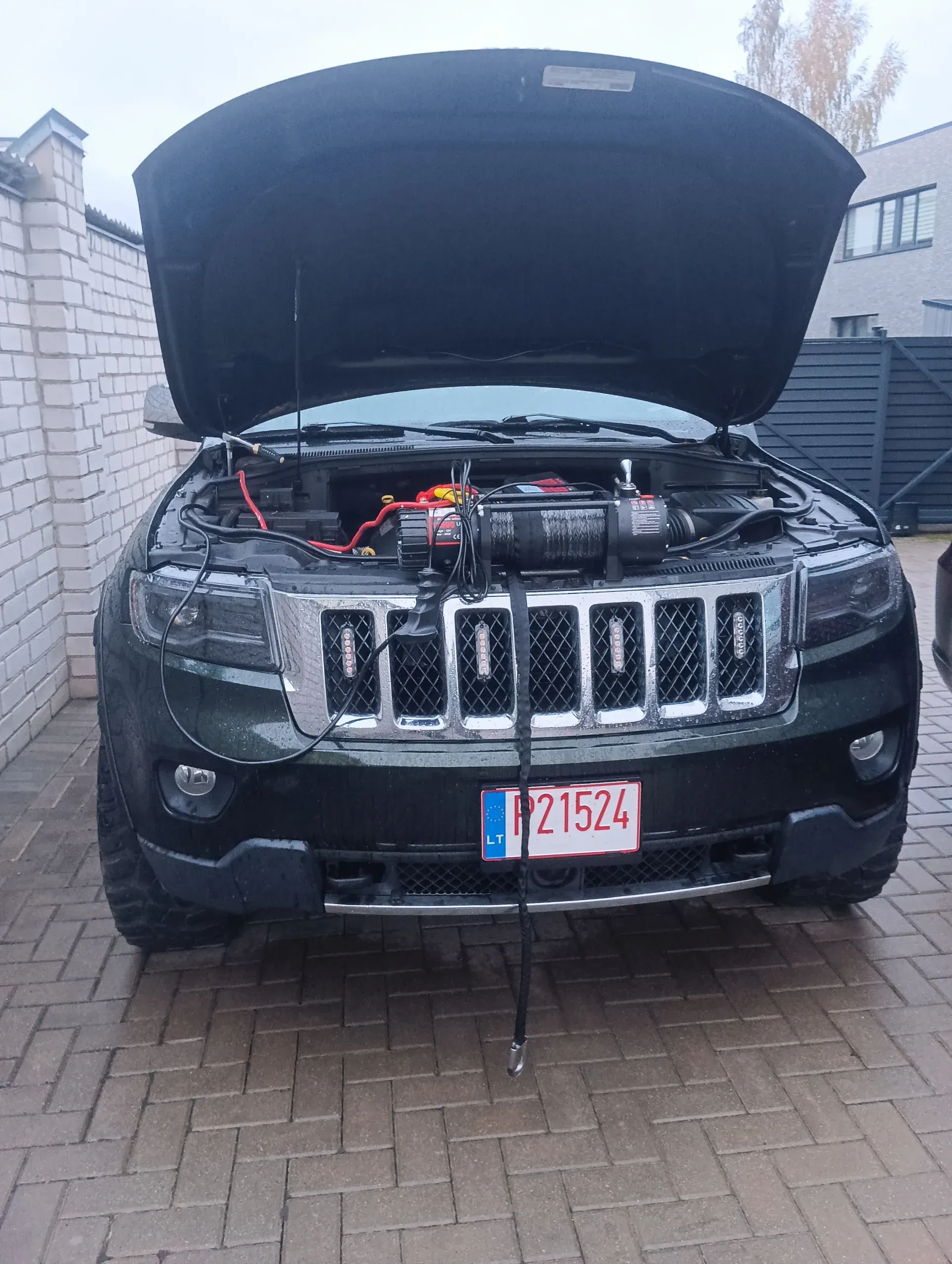 Jeep Grand Cherokee · 4