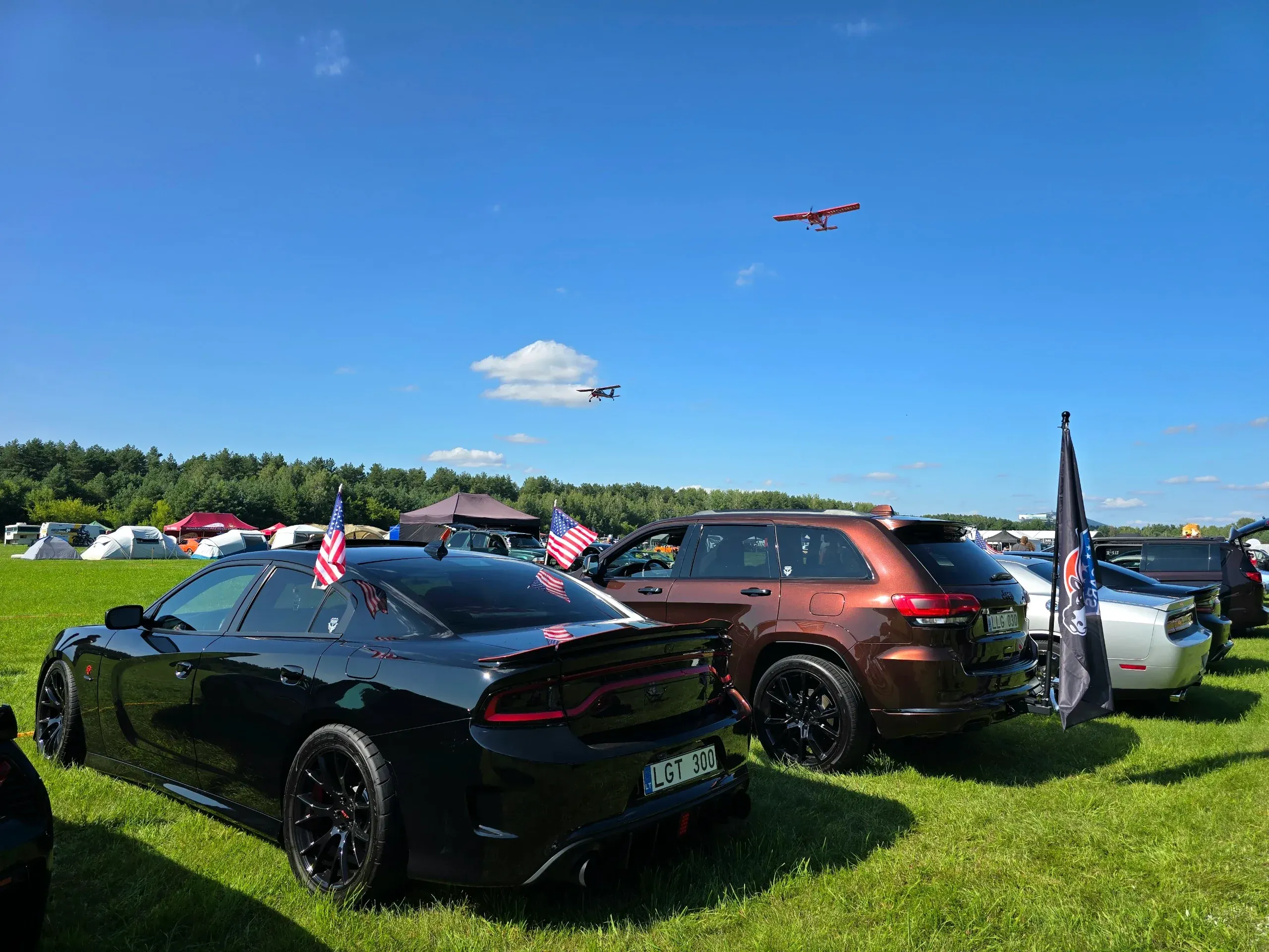 Jeep Grand Cherokee · 3
